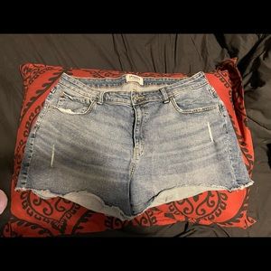 Denizen by Levi Jean shorts